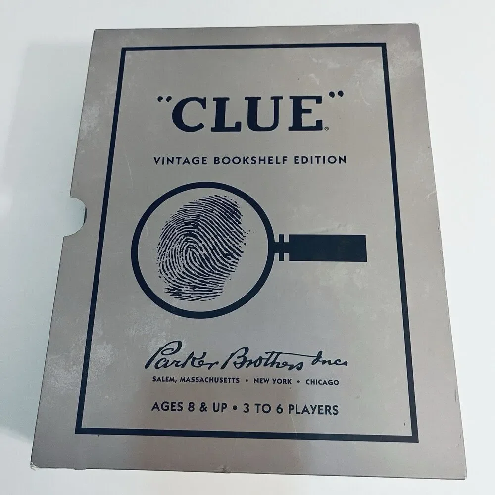 CLUE Vintage Bookshelf Edition Family Board Game